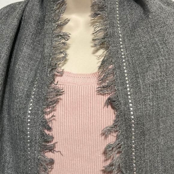 ANN TAYLOR Gray Silver Dot Embellished Fringe Scarf Shawl Wrap 35 x 78 inches - Picture 3 of 11